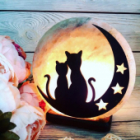 Соляна лампа «Коти на Місяці»