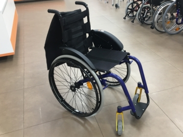 Механічне інвалідне крісло-коляска Kuschall K-Series K4